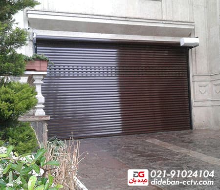 کرکره پارکینگ رول به بیرون دارای کاور موتور ساید